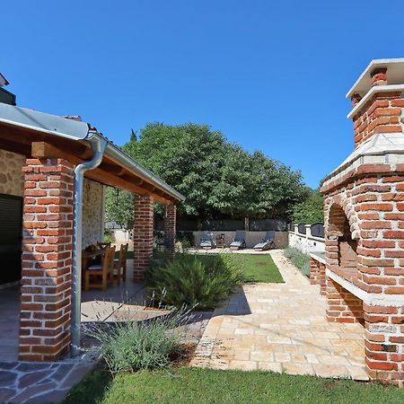 Stone Diamond Villa Задар Екстериор снимка